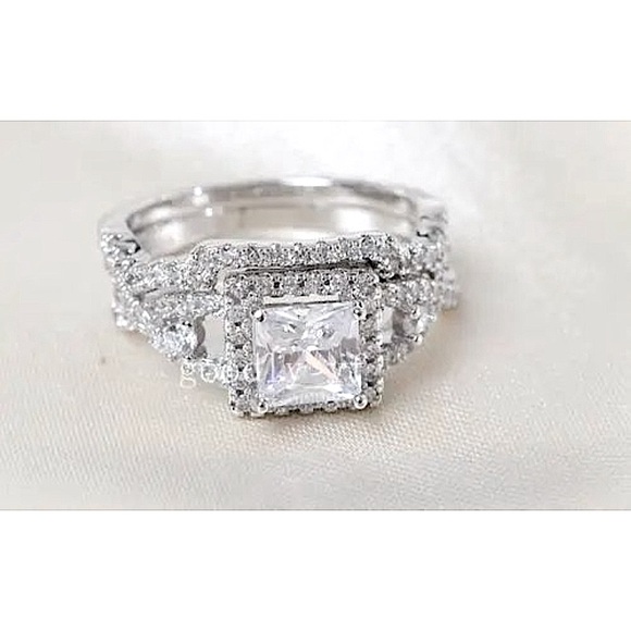 NEW‎ White Gold Plated Sterling Silver Simulated Diamond Bridal Set Size 6